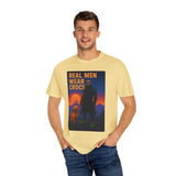 Real Men Wear Crocs T-Shirt, Unisex Casual Tee for Men, Perfect Gift for Dads, Birthdays, and Casual Outings